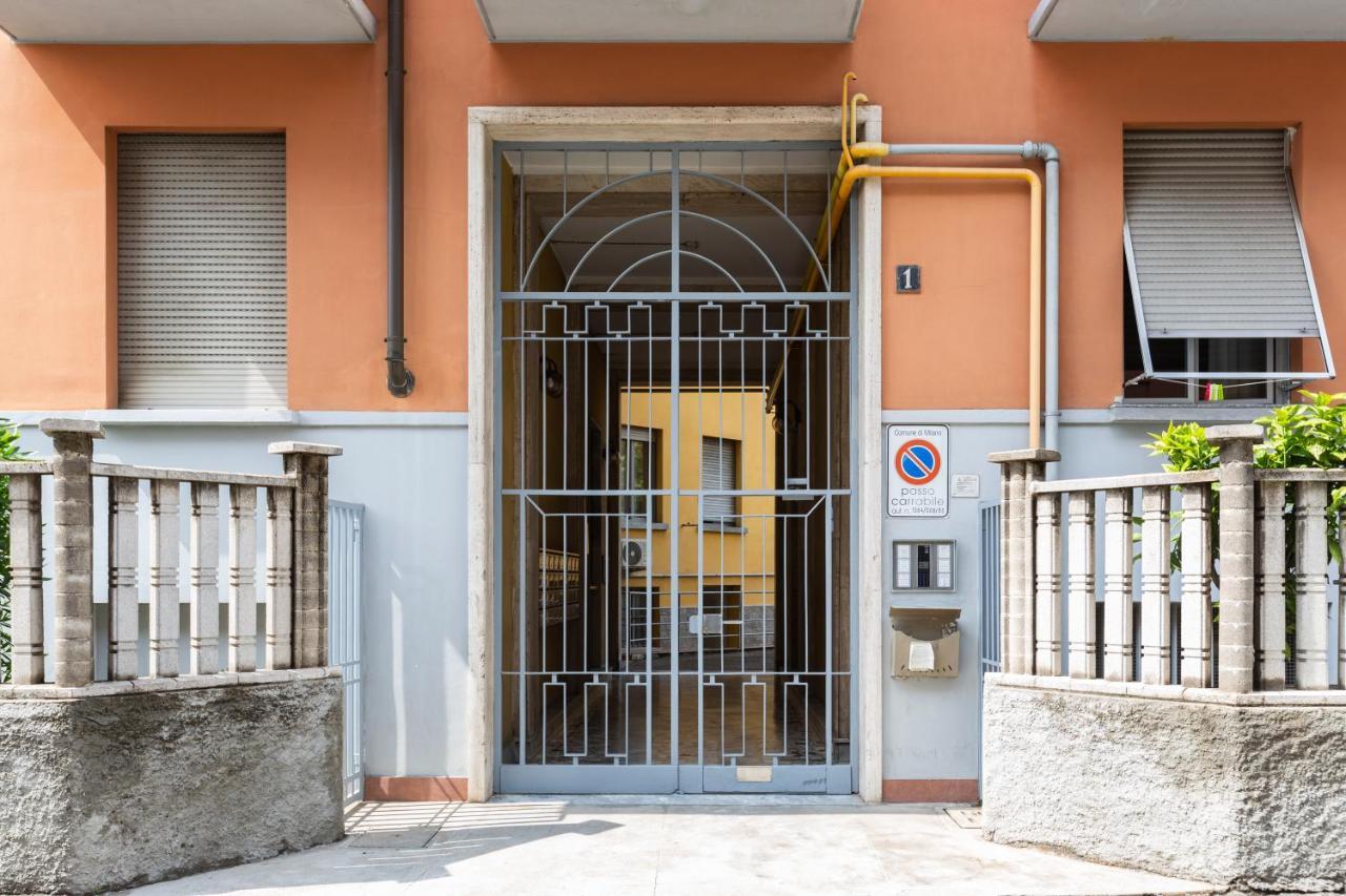 Yellow Line Apartment Milano Exterior foto